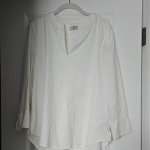 Vineyard Vines Cream Split-Neck  3/4 Sleeve  Perfomance Tunic